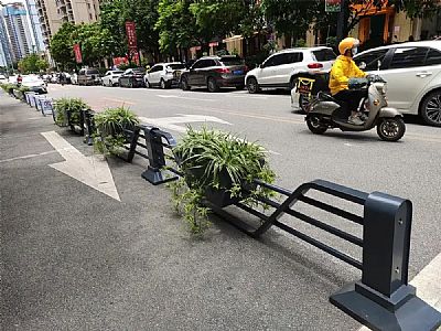 内蒙古机非道路护栏