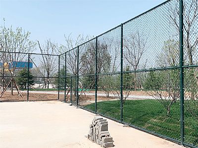长春光伏站防护围栏 球场护栏网专业厂家 机场围栏网生产厂家