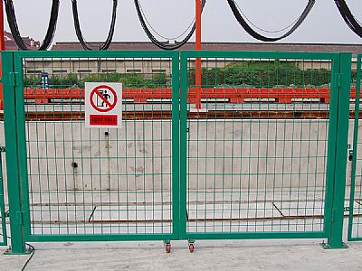 喀什铁路防护护栏网