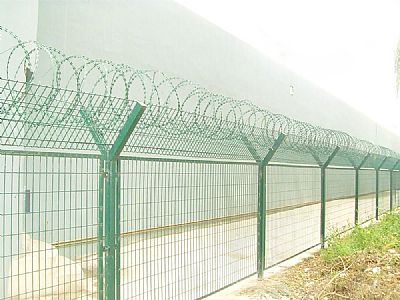 内蒙古监狱围墙铁丝网